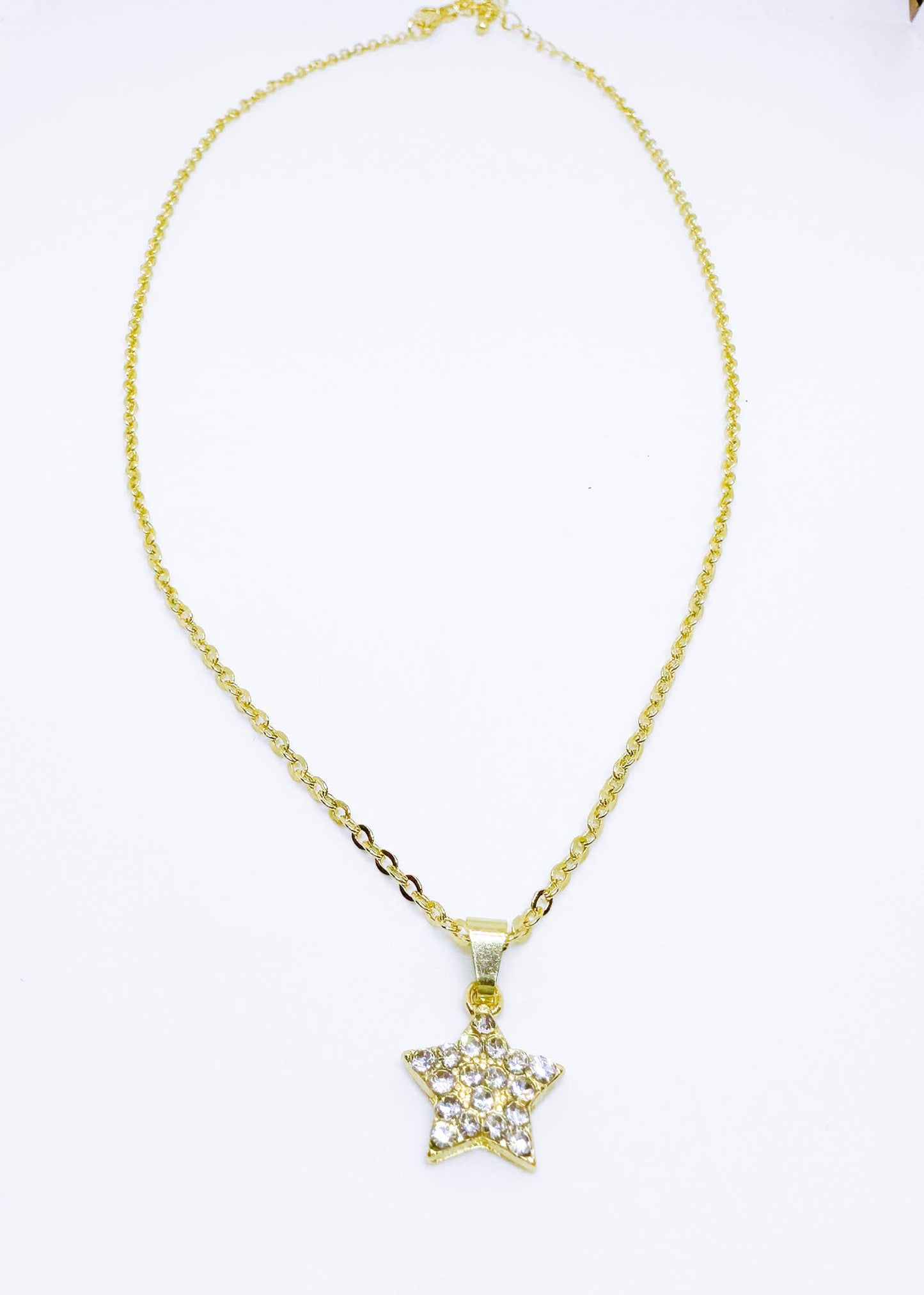 Short Necklace with Star
