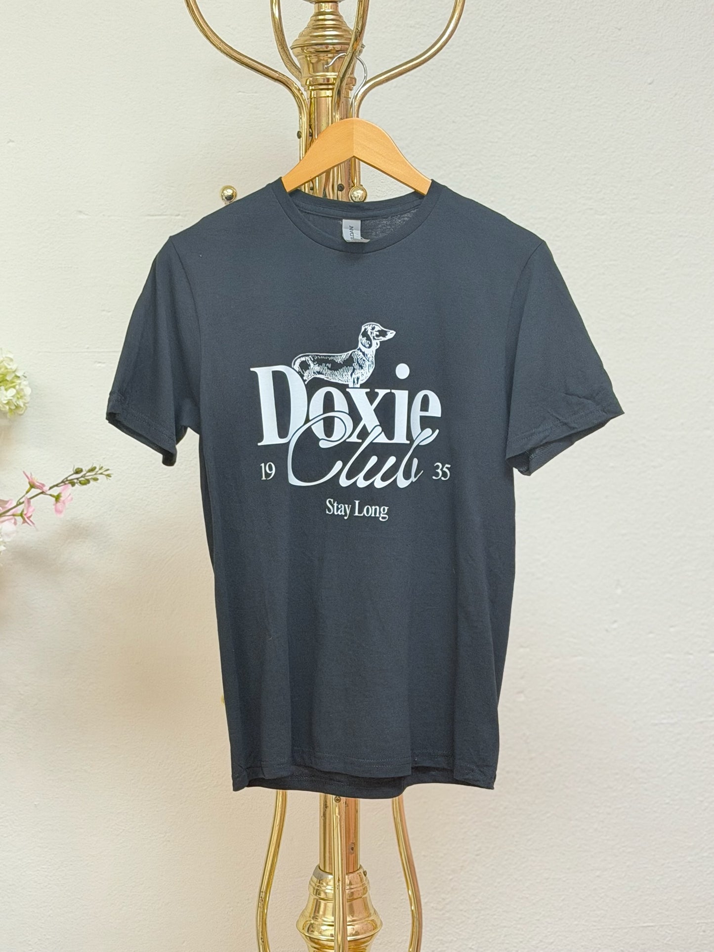 Doxie Club Graphic T-Shirt