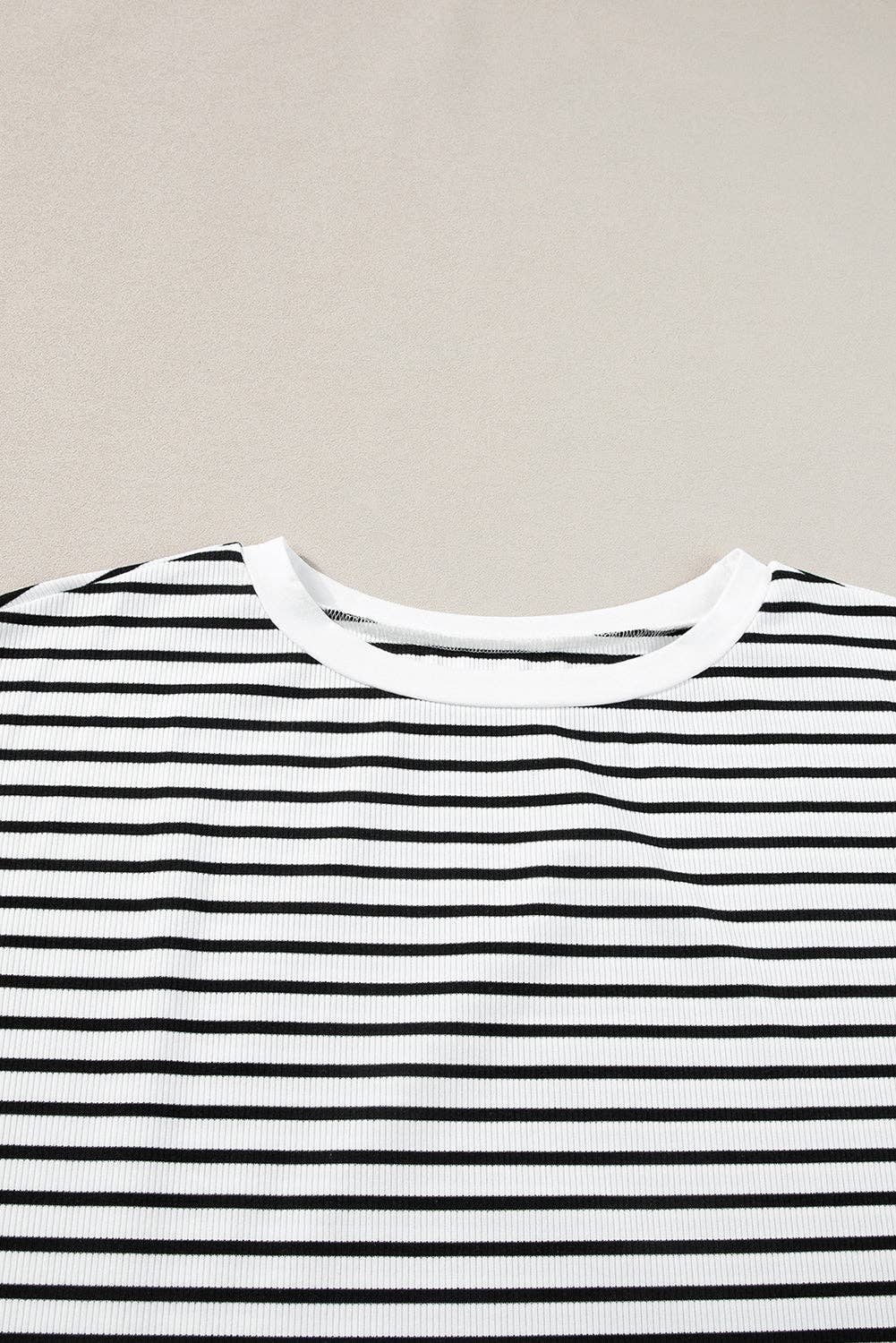 White Stripe Contrast Edge Short Set
