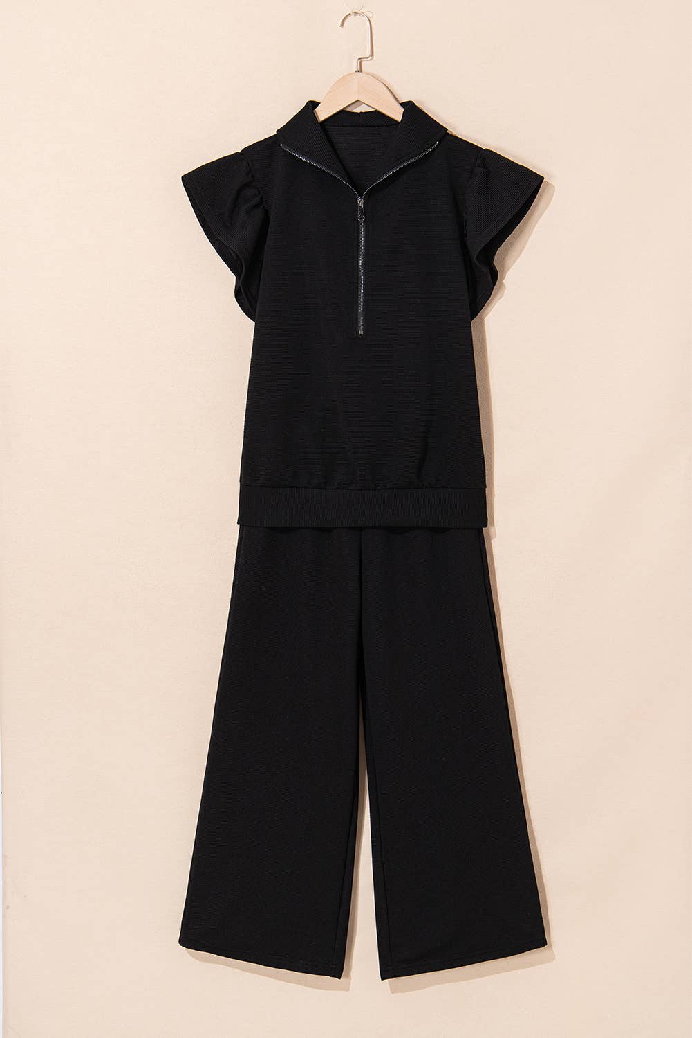 Textured Ruffled Sleeve Zipped Set