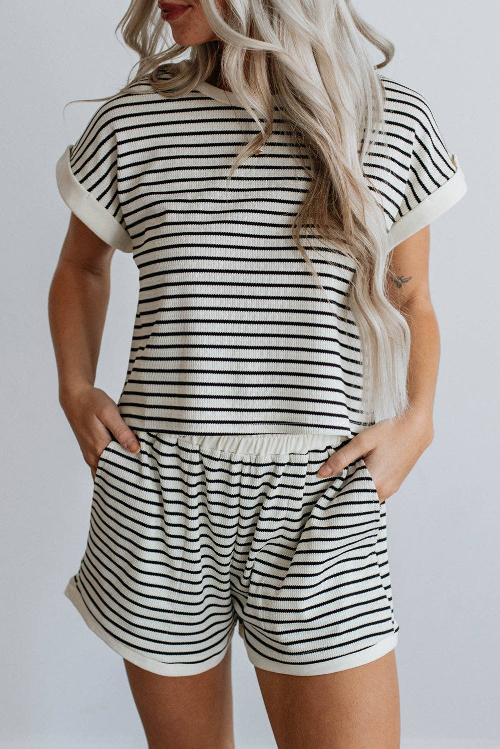 White Stripe Contrast Edge Short Set