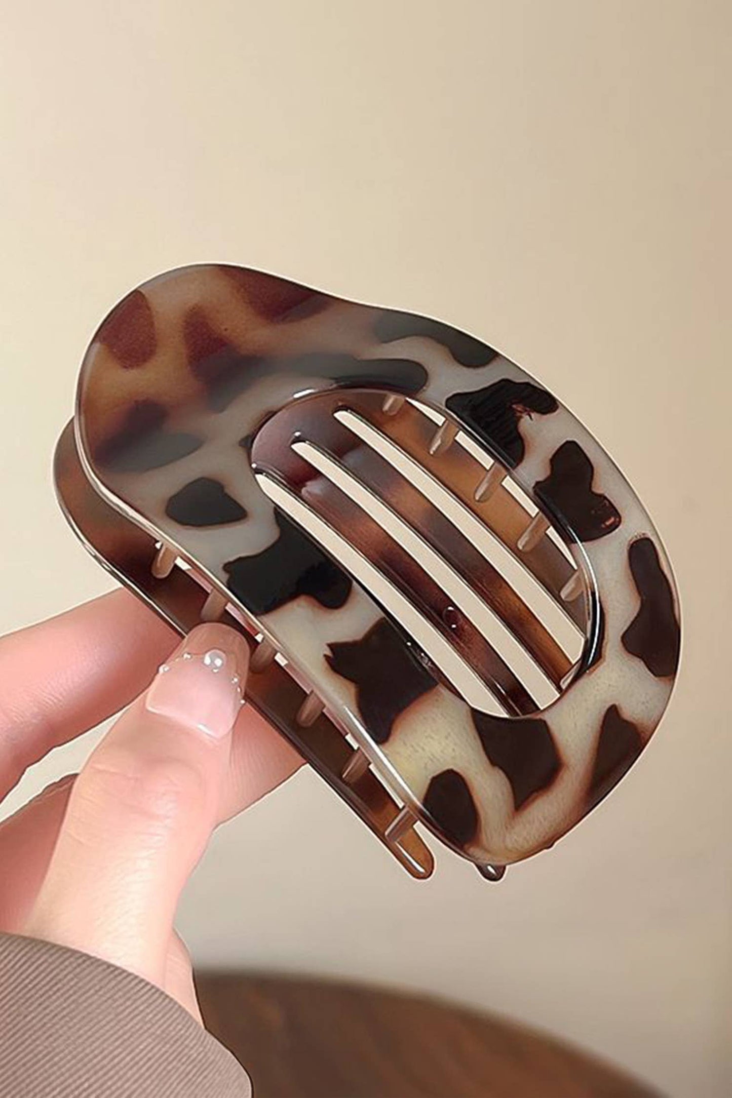Leopard Print Acrylic Oval Hair Claw Clip