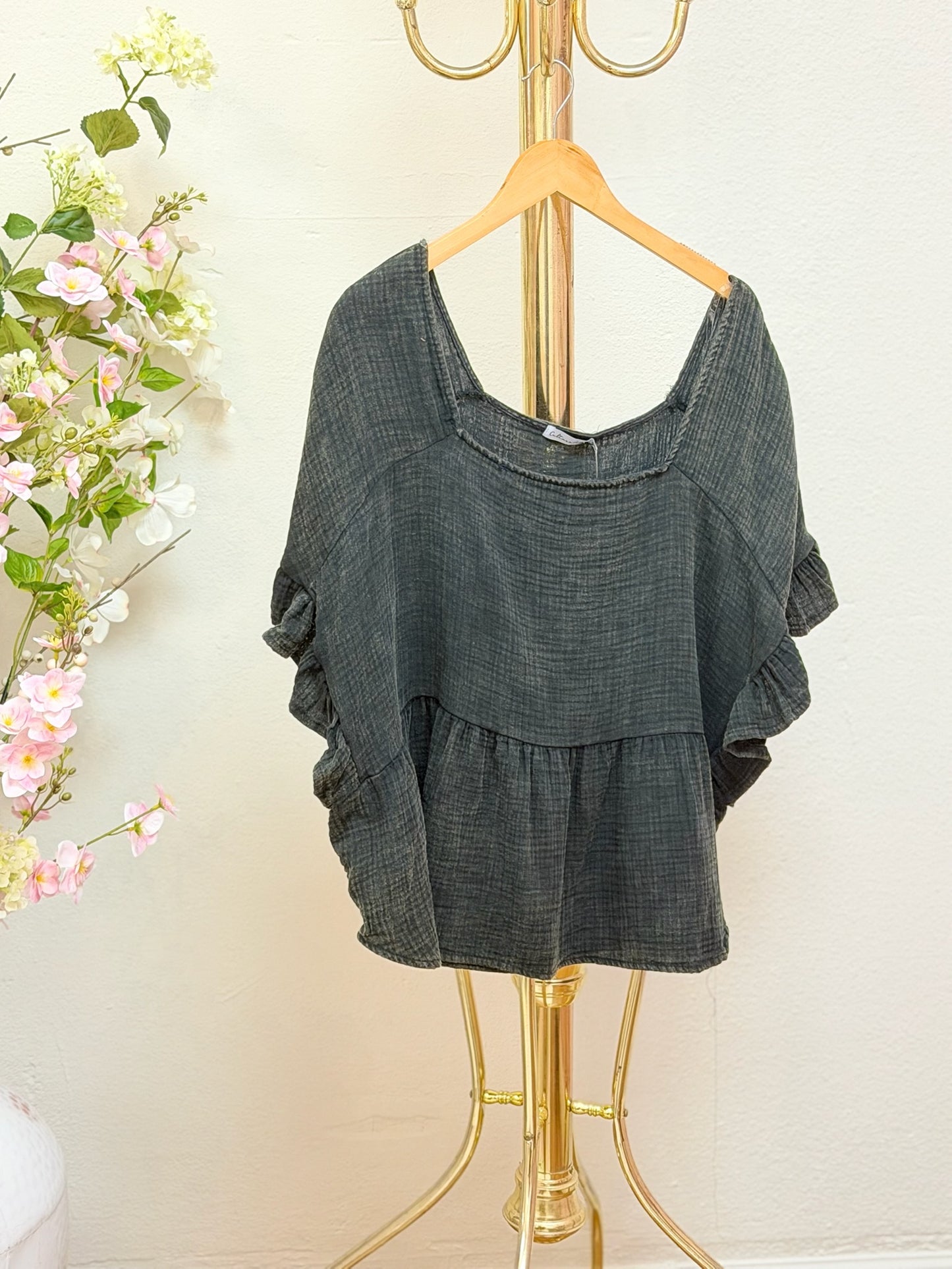 Relax Fit Square Neck Ruffle Top