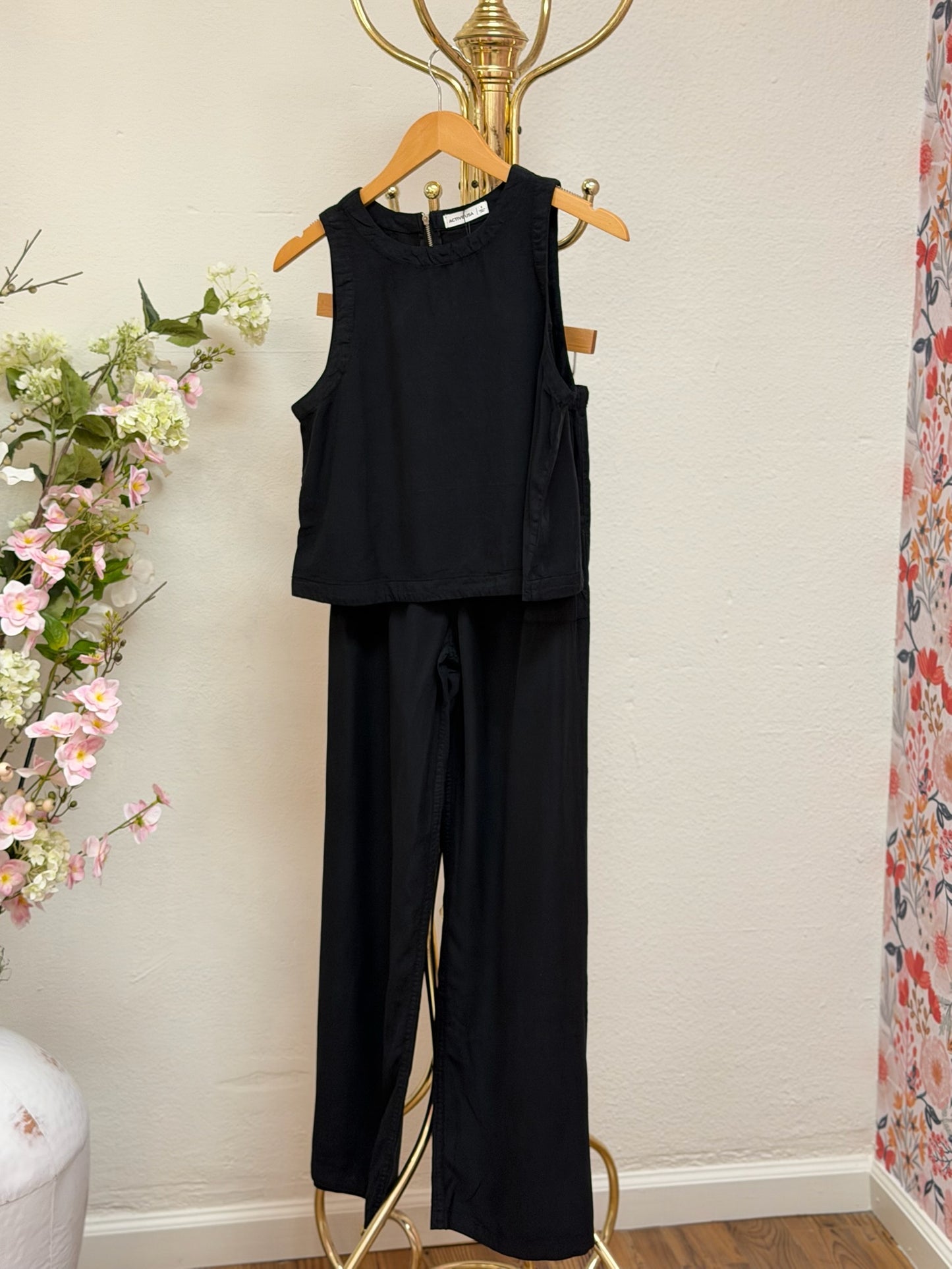 Cozy Sleeveless Set
