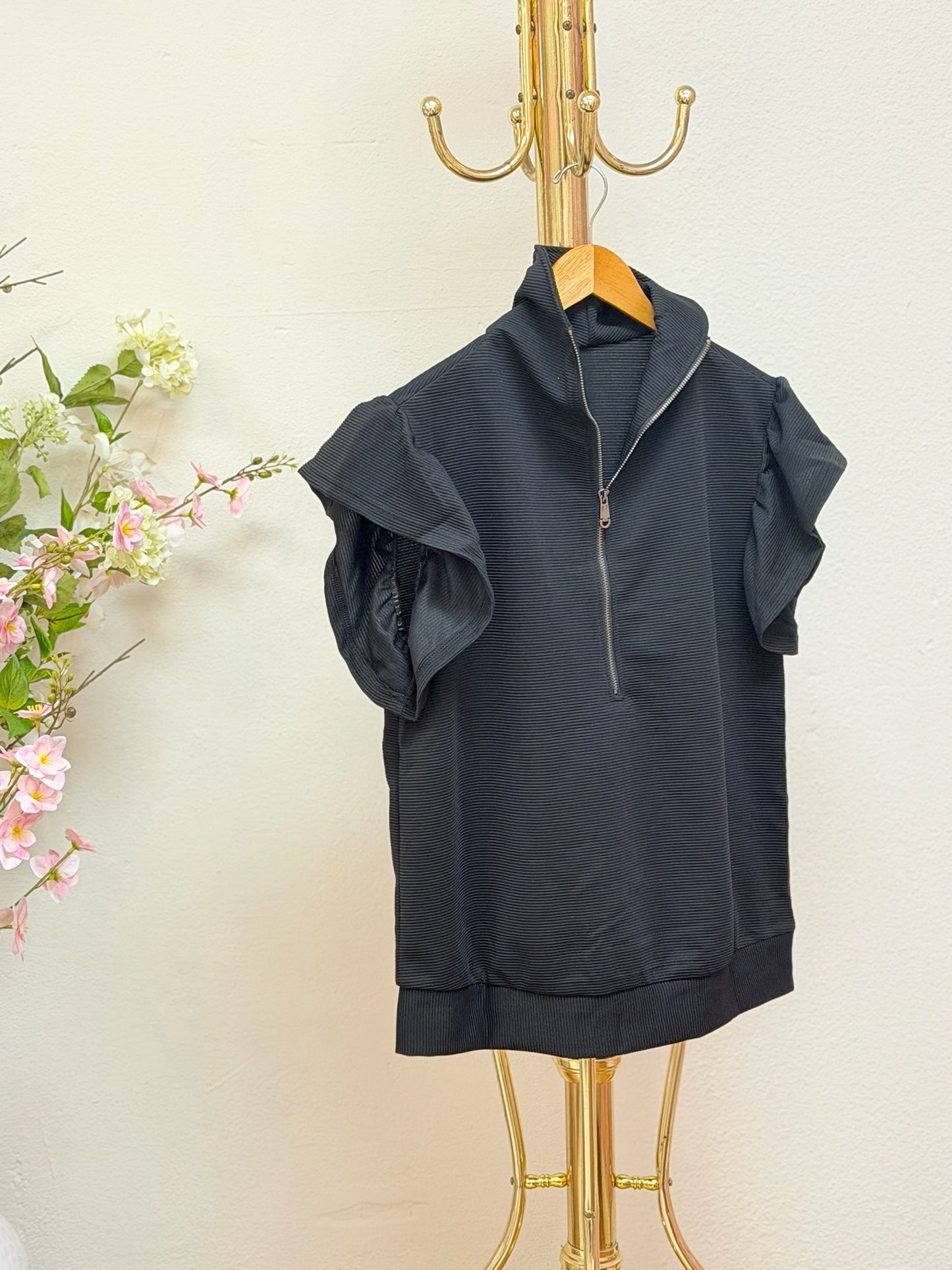 Textured Ruffled Sleeve Zipped Set