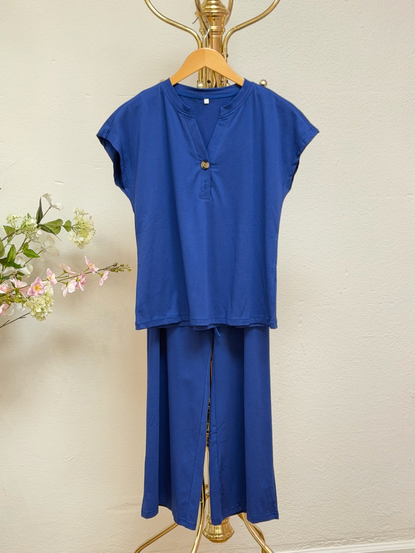 Henley Capri Pants Set