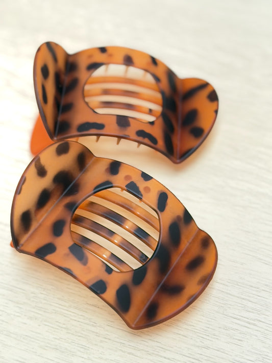 Lay Flat Large Claw Clip