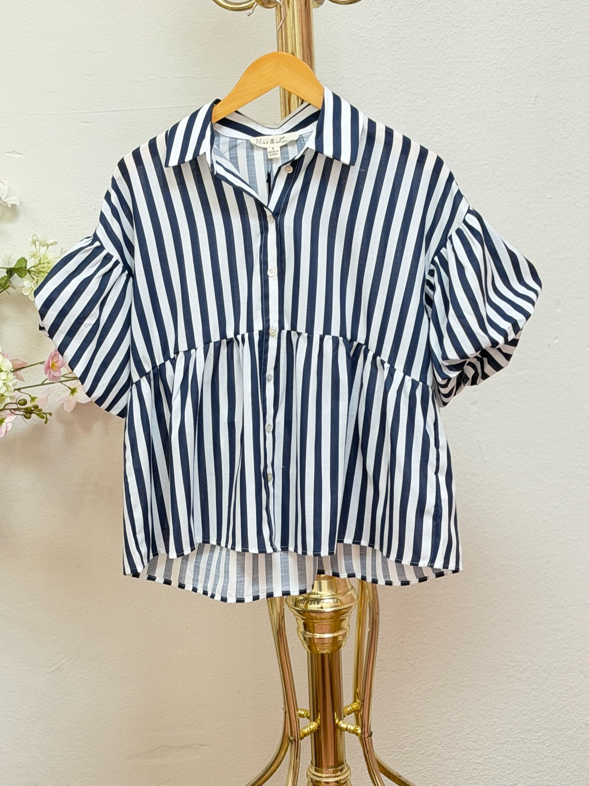 Flowy Bubble Sleeve Blouse